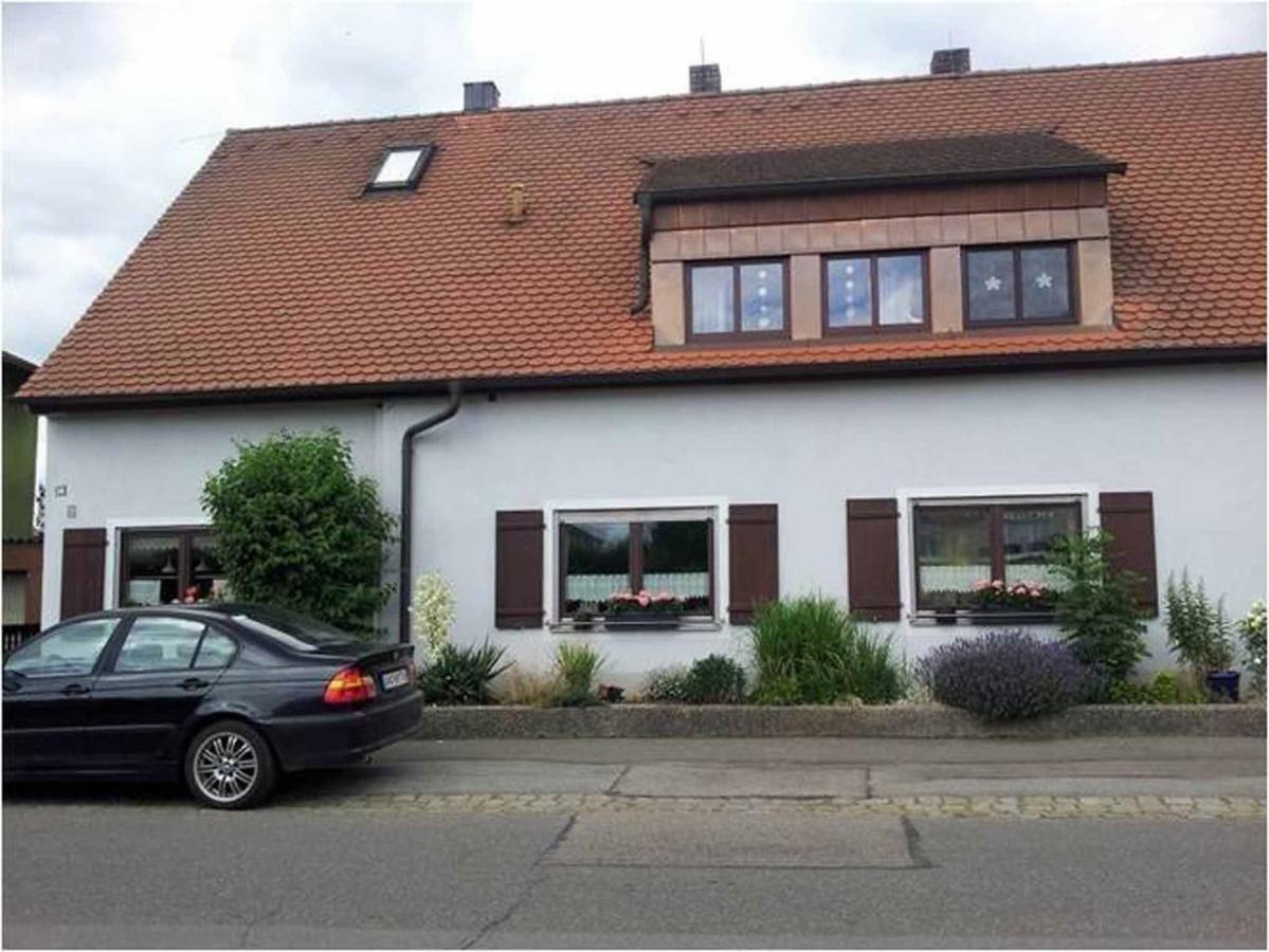 Die Galerie - Ferienwohnung Merkendorf  Exterior foto